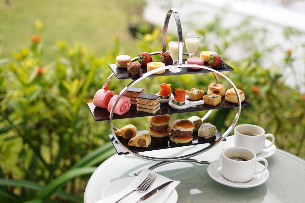 Grand Coloane Resort Macau Exteriör bild Afternoon tea at the InterContinental Sanctuary Cove Resort, Queensland, Australia