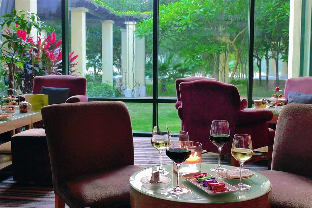 Grand Coloane Resort Macau Exteriör bild Wine tasting at the Château d'Antan